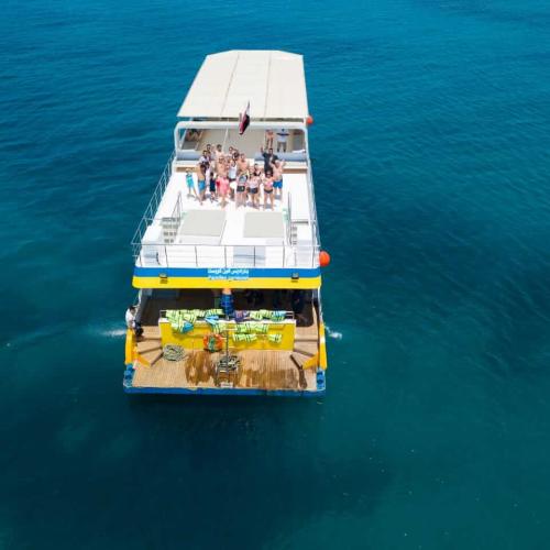 Catamaran - Semi-Submarine